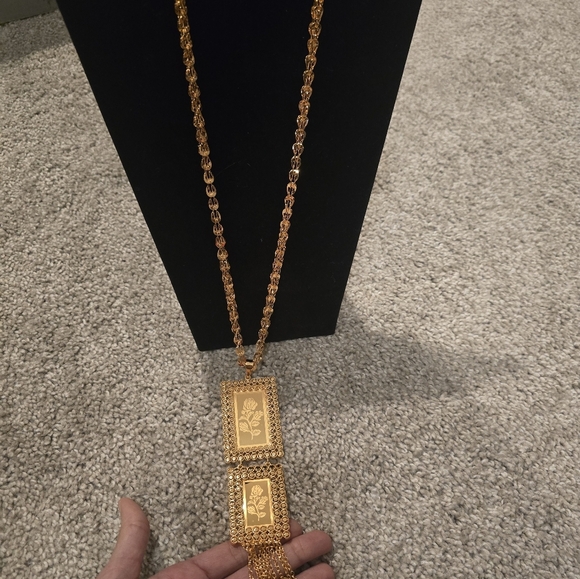 24kgp Dubai Jewelry Elegant Gold Necklace with Intricate Design - Picture 7 of 10